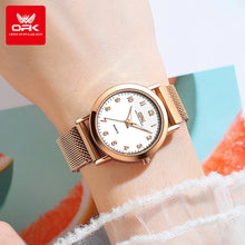 Cargar imagen en el visor de la galería, Reloj de Mujer en acero inoxidable (luminoso y resistente al agua)

